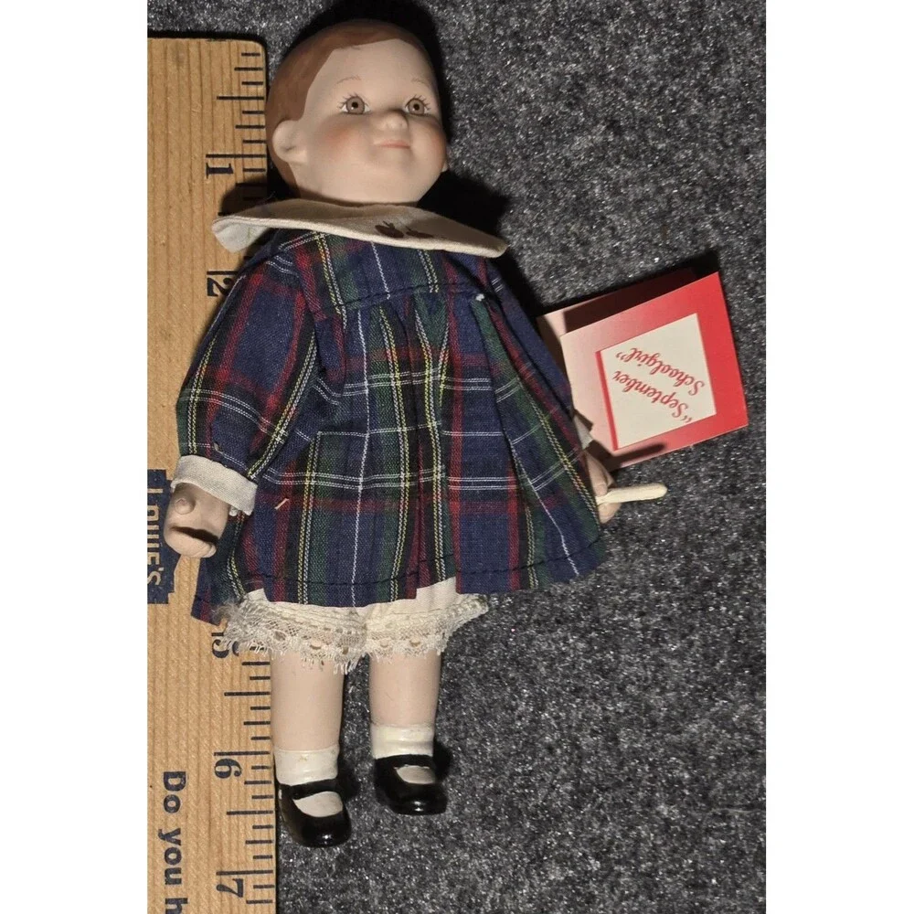 Ashton Drake September Schoolgirl VTG 1995 Calendar Babies Collection Doll